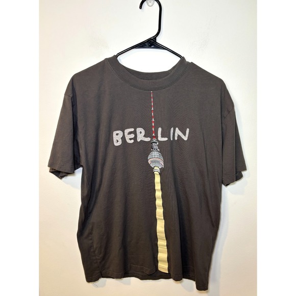 BERLIN Other - Authentic Berlin embroidered large t-shirt of TV tower